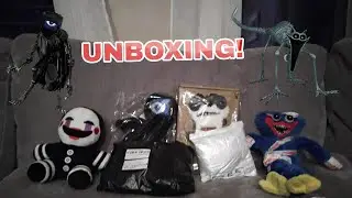 UNBOXING NEW POPPY PLAYTIME PLUSHIES! + 2 mystery bags (also my new longest vid)