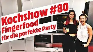 TV-Sternchen Chameen Loca serviert in die Hand | MediaMarkt Kochshow