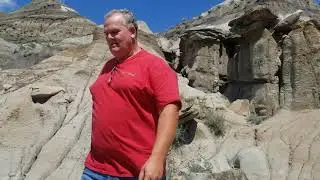 Walking on hodoos rock formation(3)
