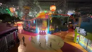 Universe of Light Show at Mall of America ￼
