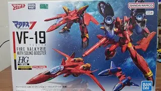 BANDAI HG 1/100 Scale MACROSS VF-19 customFIRE VALKYRIE WITH SOUND BOOSTER [Action Posing]