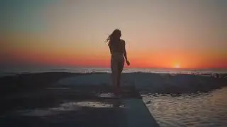 MIKE REAGAN- LOVE ME LIKE YOU DO