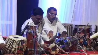 Patang udvit hote by Vibha Kale @Big B of marathi music industry show