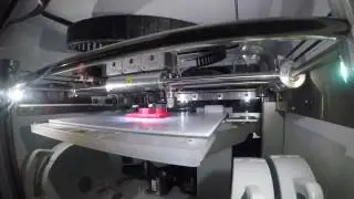 Cubepro 3D printer printing some stuff (Simplify 3d slicer)