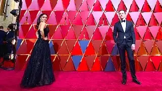Jim Parsons Reveals Why He Was Star-Struck by Selma Hayek at the Oscars -  03/01/2017