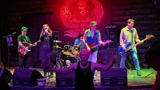 KickAss Karaoke - Ex's & Oh's - Elle King - Iron Smoke Distillery - Fairport, NY - WED 12/17/2025