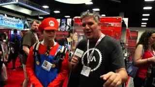 Chris Cantore plays tricks on Comic Con guests