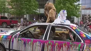 Art Car Parade rolls through downtown Houston