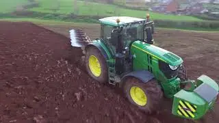 Ploughing with 6250r John Deere
