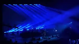 Travis - “Blue Flashing Light” (Live at Darling Harbour Theatre, Sydney 2026)