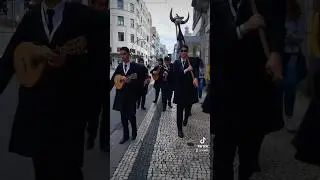 🇵🇹 Students playing Fado music in the streets... #fado #fadomusic #porto #portugal