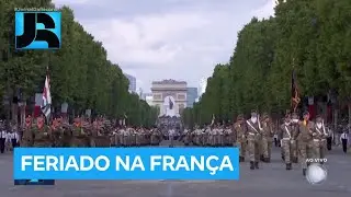 Comemora&ccedil;&otilde;es do feriado de 14 de julho, na Fran&ccedil;a, destacam poderio militar do pa&iacute;s