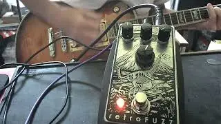 retroFUZZ - Vintage Style Silicon 2 Transistor Fuzz Riffage - Low Fuzz Setting