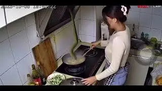 Snake surprise🤣😂#funny #animals #viral 