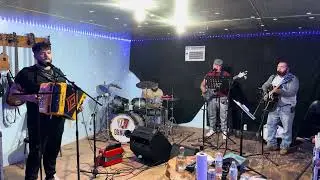 Por una mujer bonita- Grupo DeNueve (Cover) 