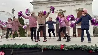K-FITT TEAM Gyermekfitnesz csapatának 2025-ös karácsonyi ünnepváró, bemutatkozó előadása