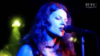 Hidden Tribe - Walk Alone (Live HD) (trip hop)