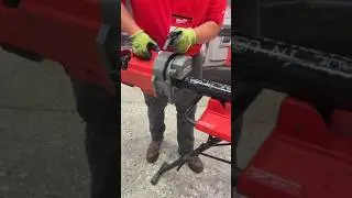This Tool Grooves Pipes Anywhere! #milwaukee #tools #innovation