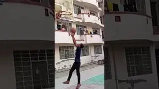 #basketball #bass #shortvideo #ronaldo #basket #basketballtraining #basketbol #basketbool #basketbal