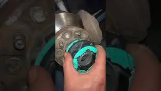 تركيب فرارات لجيب صالون لاندكروزر ٩٧ يركب له البرازيلي اما الياباني قاعدة العكس للفرار تجي طويله