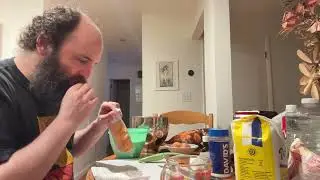 phone strim live from my kitchen cuz we makin cookies up in hurr fr. Might be awful. The strim not t