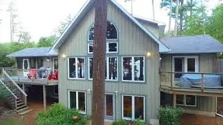 Kennisis Lake Year Round Waterfront Cottage / Home