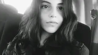 Rihanna - Russian Roulette | cover by Daniela