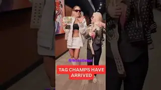 Время игры! 💄 Шарлотта Флэр и Алекса Блисс готовятся к Raw 👠