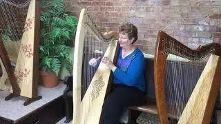 Demo: Rees Aberdeen Meadows Harp - Walnut/Maple, C to C