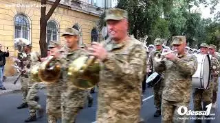 Odessa1.com - Марш курсантов Мореходного училища им. А.И. Маринеско