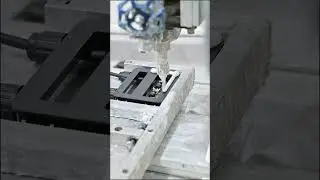 Automated Junction Box Glue Dispenser: Perfect Seals for Solar Panels!