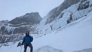 Ice climbing-Bow Falls, Banff AB