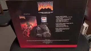 Geek Loot Spotlight - Classic DoomGuy Helmet