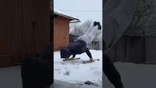 🧠🔱. #calisthenics #streetworkout #bodyweight #gym #bodybuilding #motivation #barbrothers #freestyle
