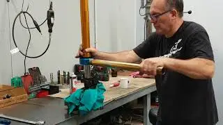 Removing R1 fork leg casting