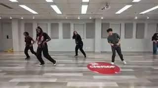 RED VELVET &ldquo;Bad Boy&rdquo; 8 Year Anniversary Class at @PulseStudiosCalgary ! 