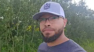 LEFT SPEECHLESS: Alberta Man Reacts To Star Spangled Banner As You've Never Heard It - Canada