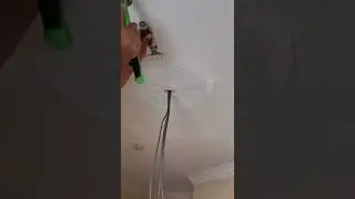 как снять декоративную потолочную розетку с потолка..