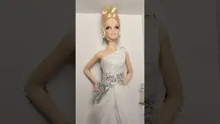 Mattel Platinum Label Pinch Of Platinum Barbie Doll Laynee Loy Iconic Doll EML Collection
