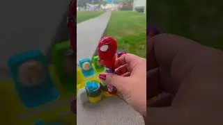 SATISFYING SPIDY MARVEL POP UPS SURPRISE LOLLIPOP WOW