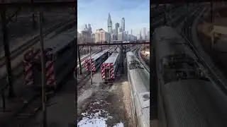 Metra electric departing 18th st station (sorry about that pan lol)