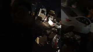 Verna accident with truck towing #truck #truckdriver #truckdriverjobs #heavydriver #accident #shorts