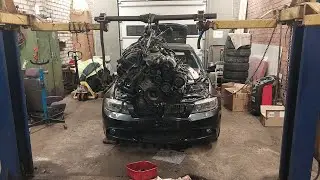 BMW 335ix E91 2010  N55  Engine removal time-lapse (3.)