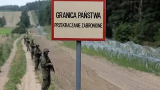 Thousands of migrants remain in Belarus