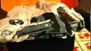 December 2013[Christmas] Lootcrate Unboxing.