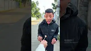 A Terrifying Bug Inside a Lollipop 😱🍭