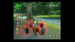 Shrek Smash N' Crash Racing PS2 Goldilocks Racing in Swamp Cup