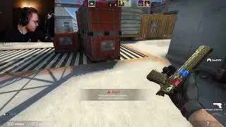Quick Flex in the Middle of a Game