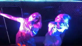 Karaoke Radio Contact int&eacute;gr&eacute; dans caravane - La Playlist de Tonton