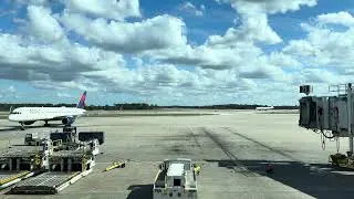 Static Window View Orlando International Airport Terminal Airside 35 min